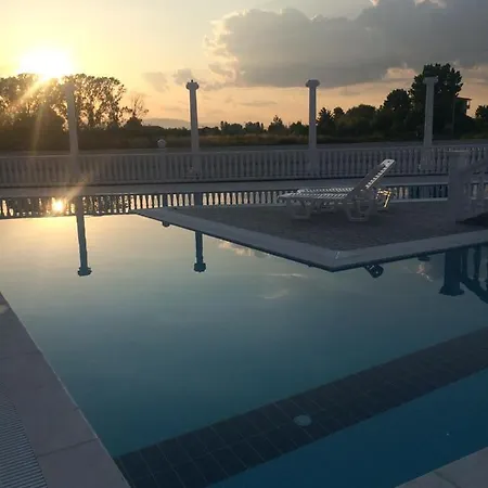 Girni Gold Apartments,petkovic Appartement Olympiakí Aktí